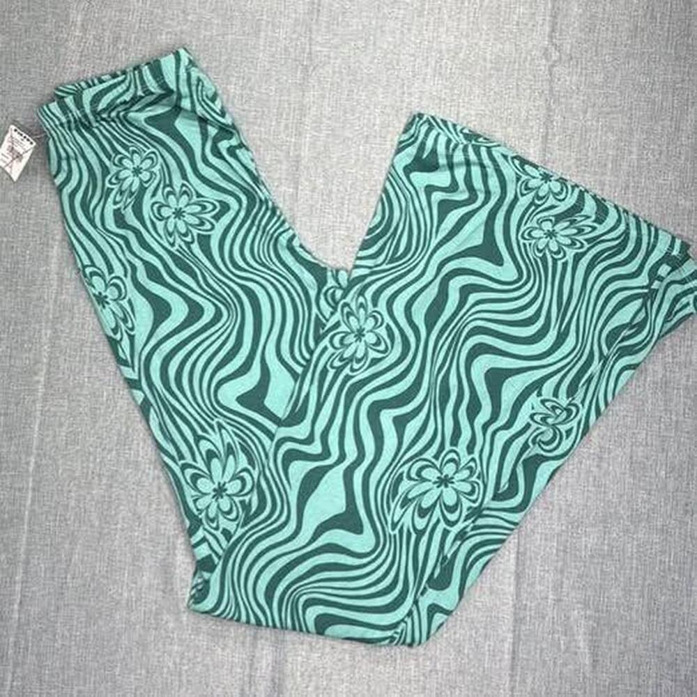 Tillys Swirl Pants, nwt